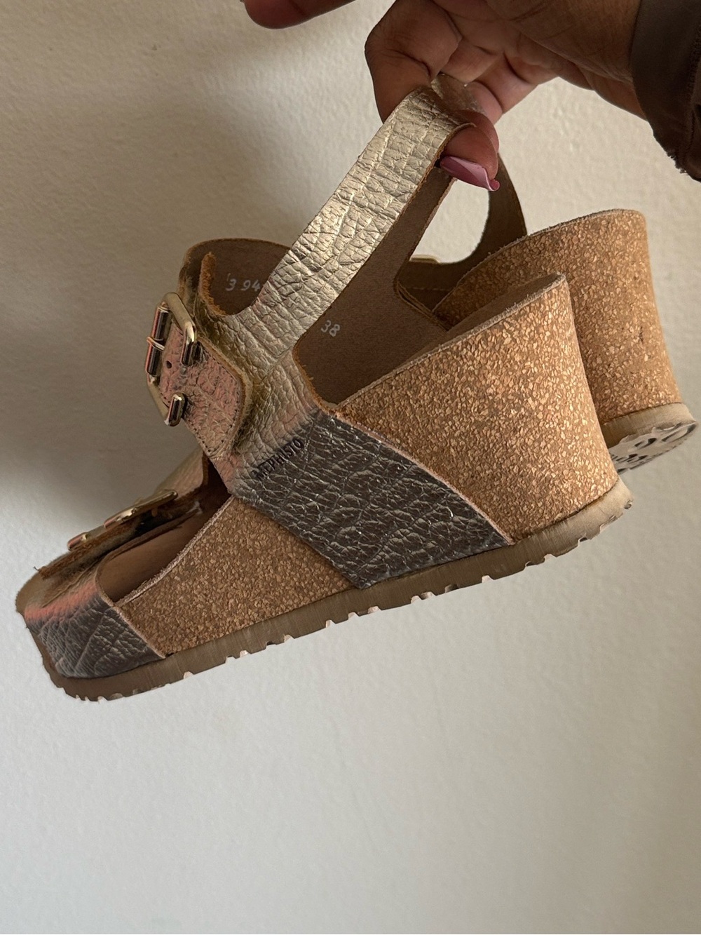 Mephisto Lisandra in Gold 8W 38 - Picture 3 of 15